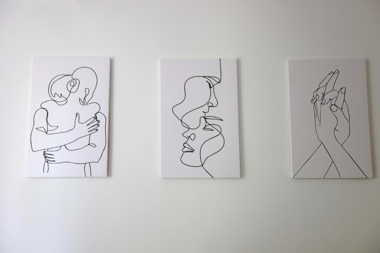 "Middlenest" Central Apartment ティラナ エクステリア 写真